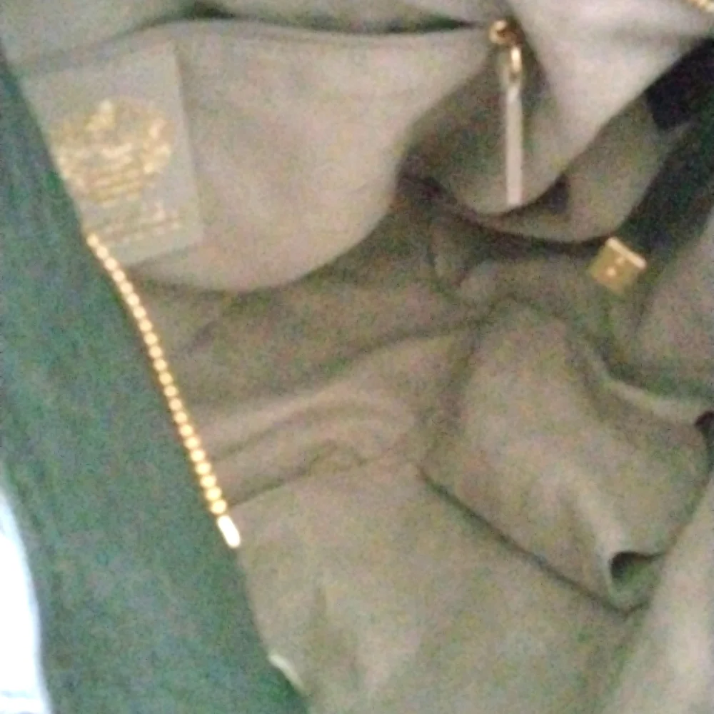 NWOT Vince Camuto  Leather Bag - Picture 7 of 9